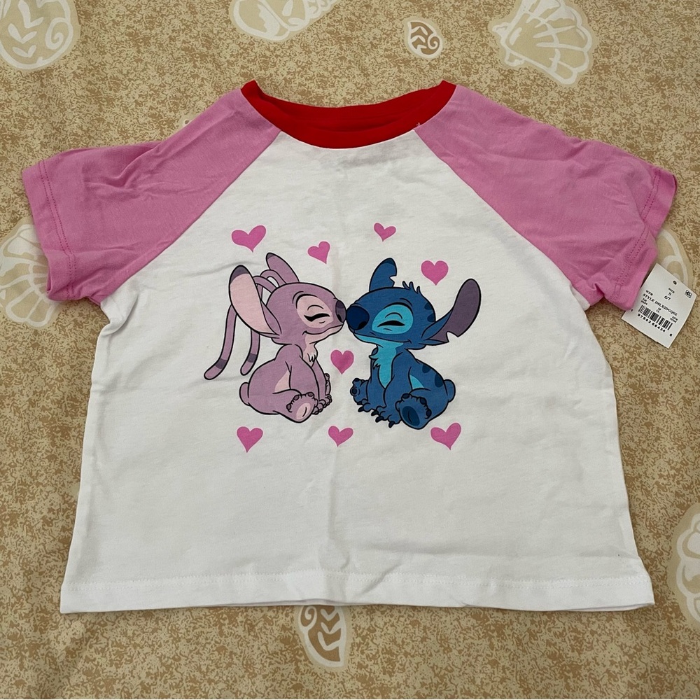 Girls’ Disney Stitch Raglan Graphic Tee Valentine’s Day Size Small 6/7